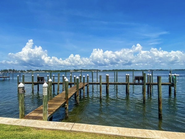 Bradenton Beach Gulf to Bay Community Stroll Onto the Beach
